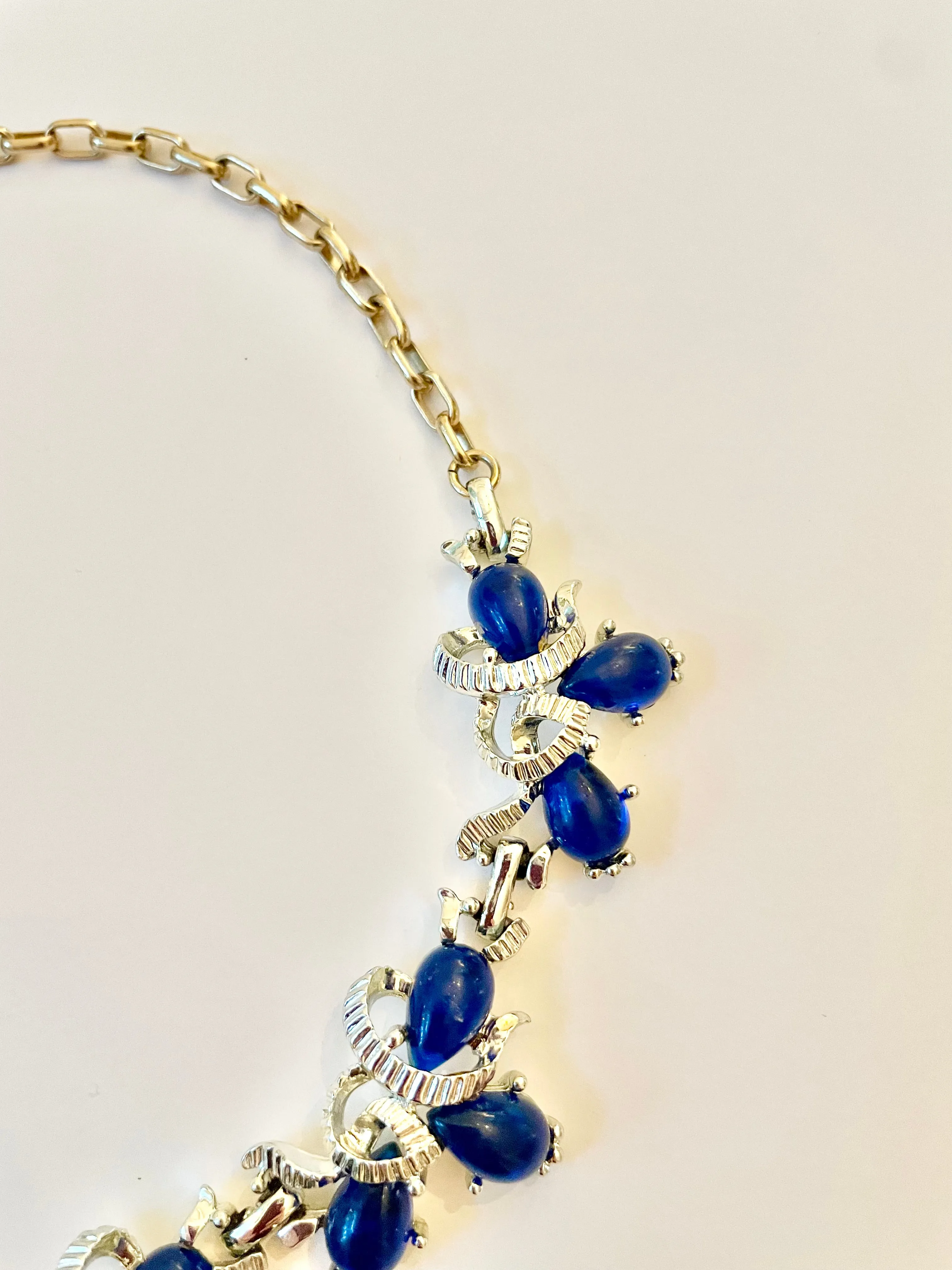 1960's stunning sapphire collar necklace... so elegant