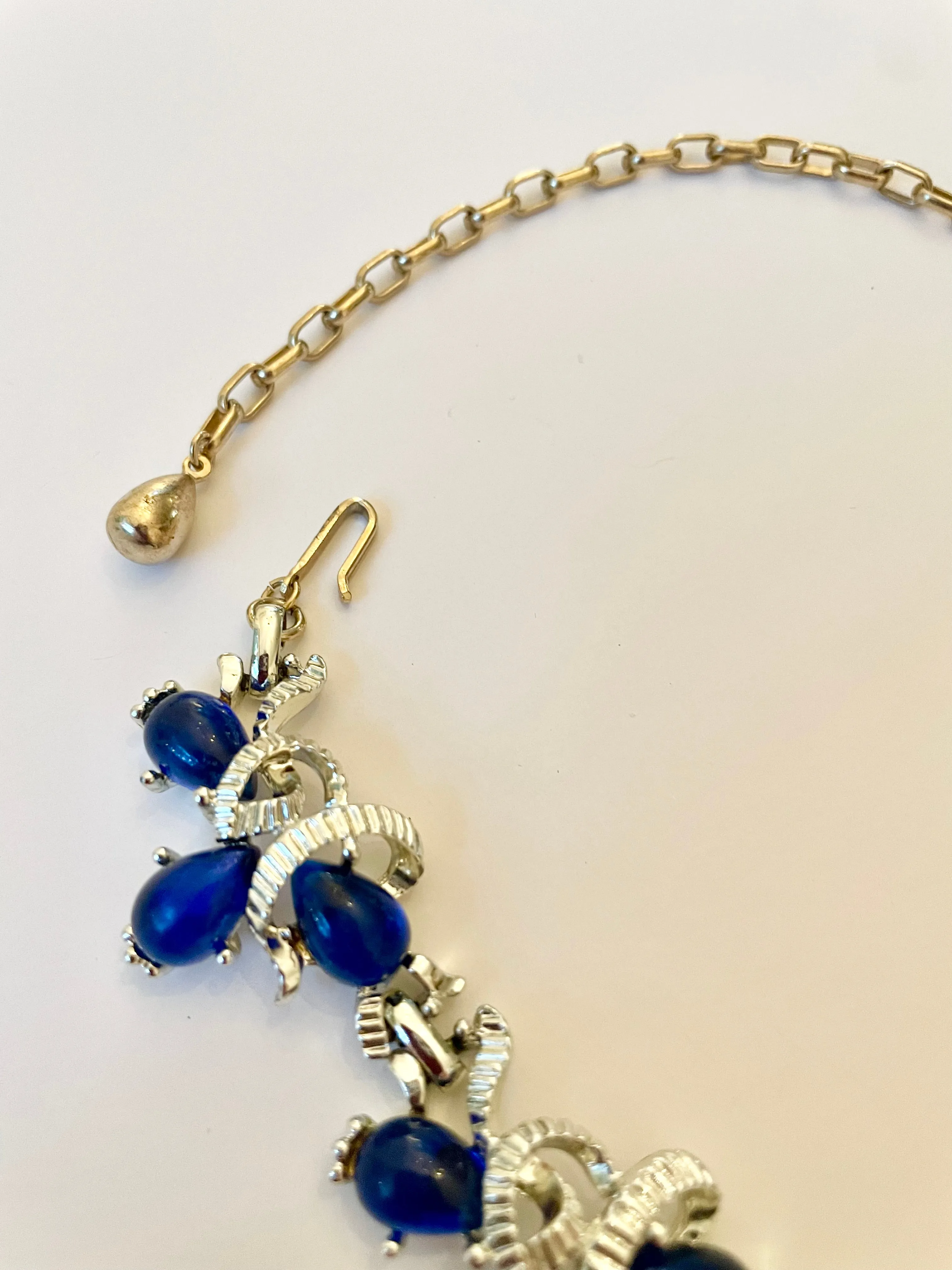 1960's stunning sapphire collar necklace... so elegant