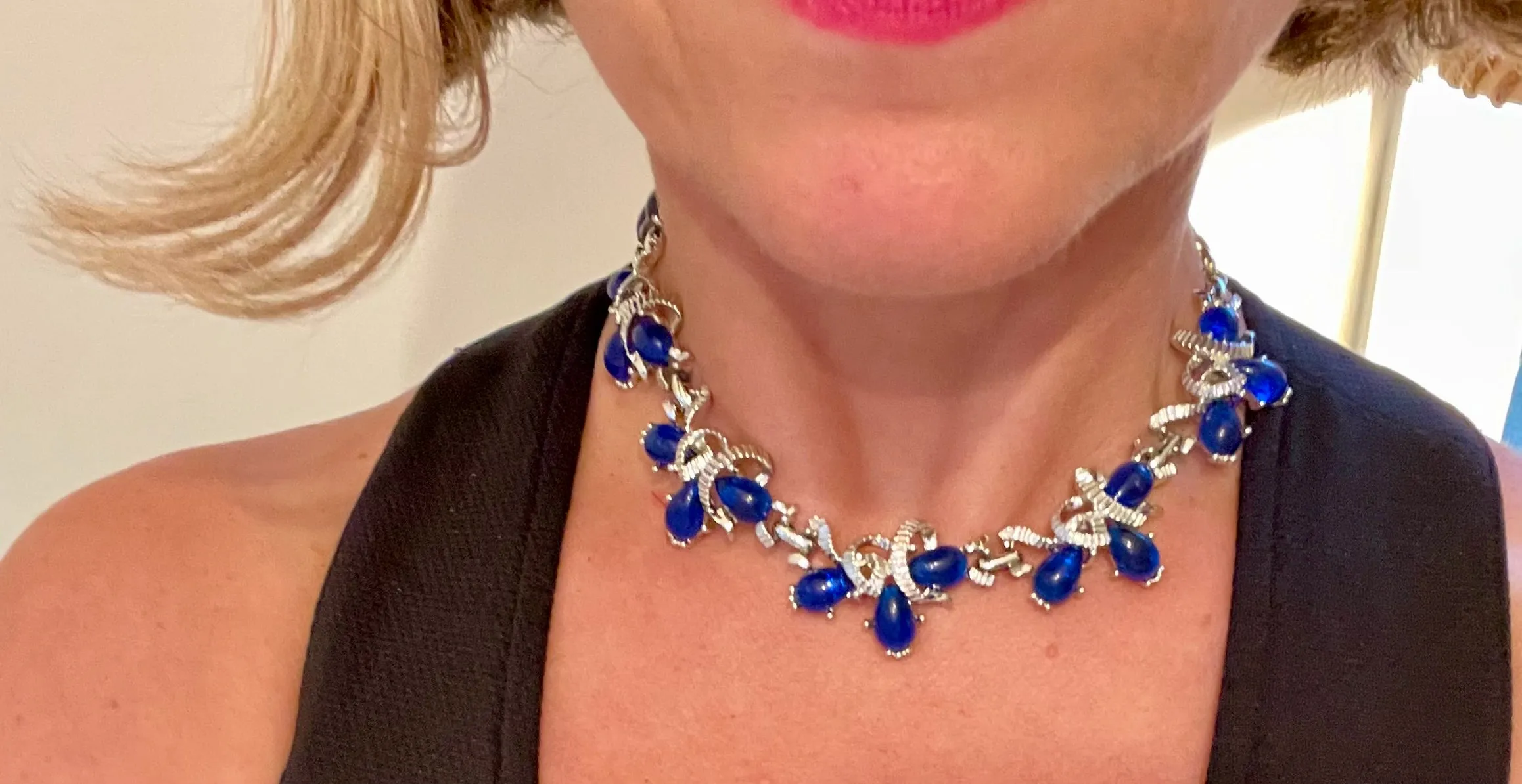 1960's stunning sapphire collar necklace... so elegant