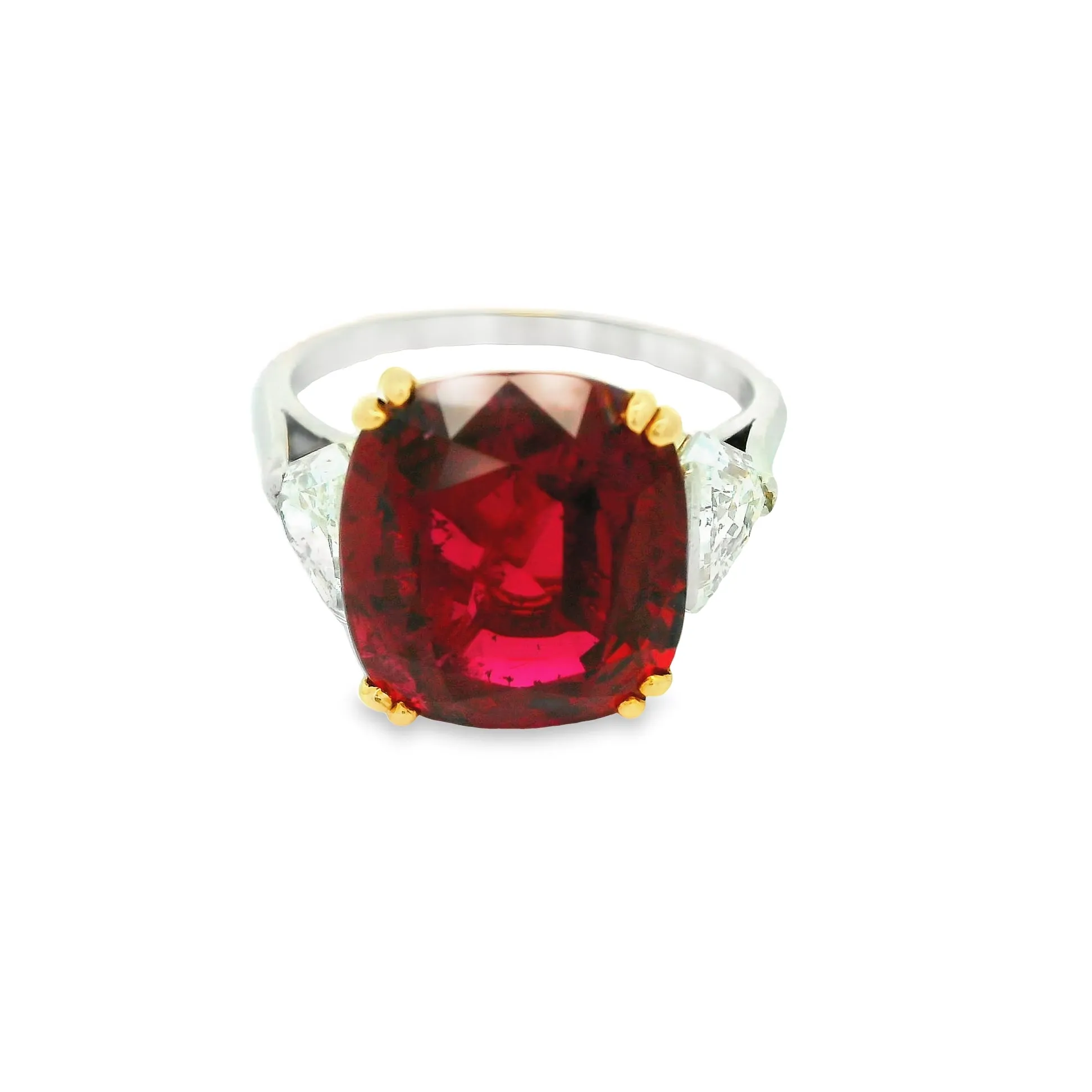 Magnificent Bvlgari 8.23 Carat Ruby Diamond Platinum & 18k Yellow Gold Ring, AGL