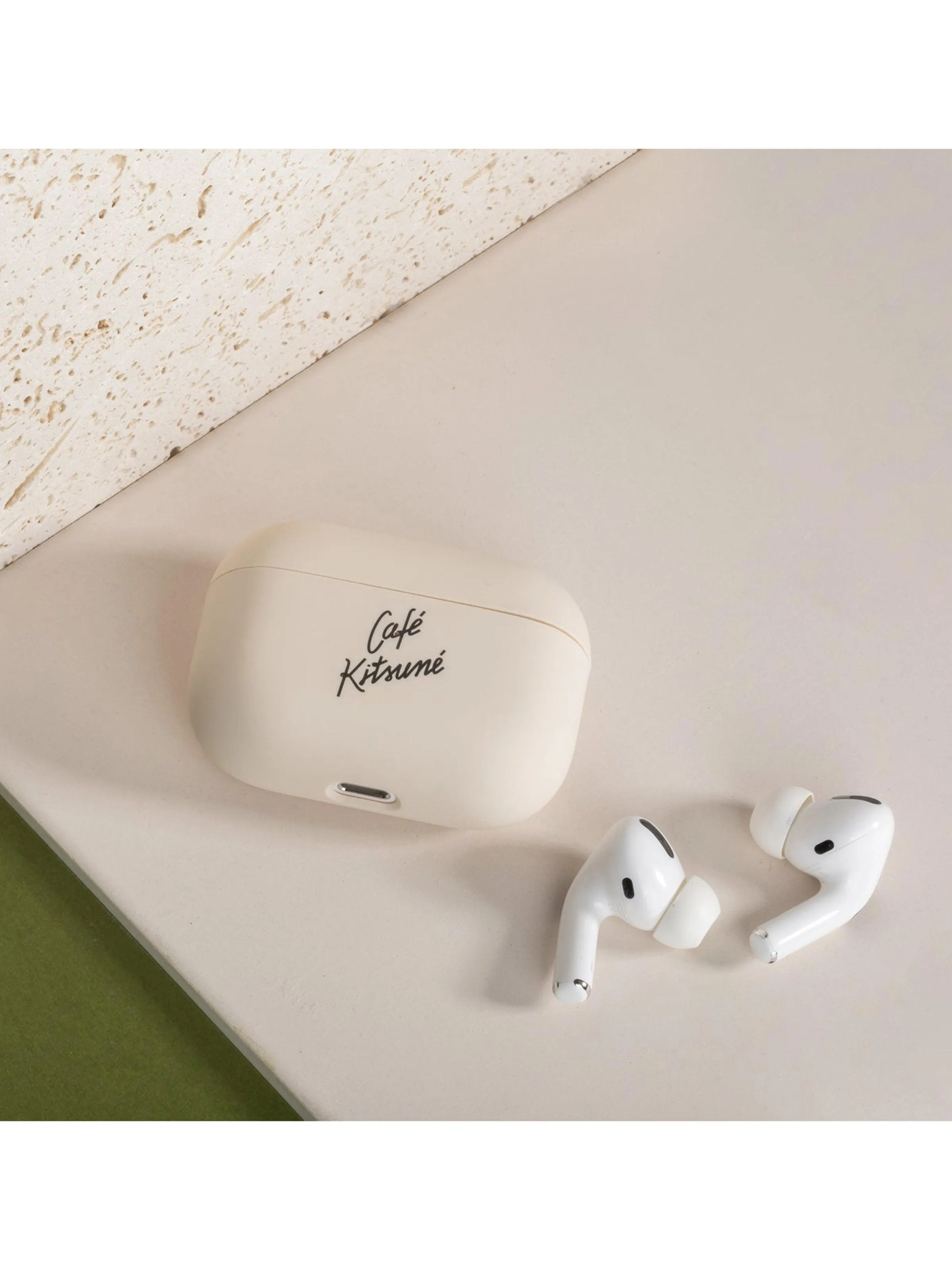 Native Union x Maison Kitsune Cafe Kitsune Case for AirPods Pro